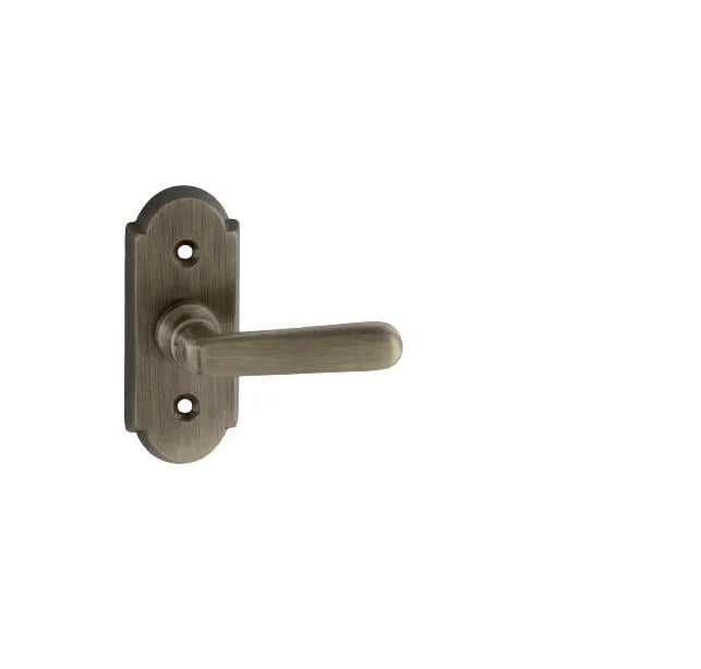 Ni - alt Wien Rosette - Half Olive Small 2
