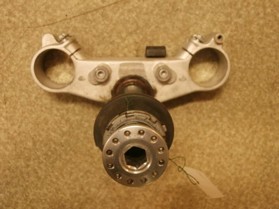 Korunka vidlice Aprilia