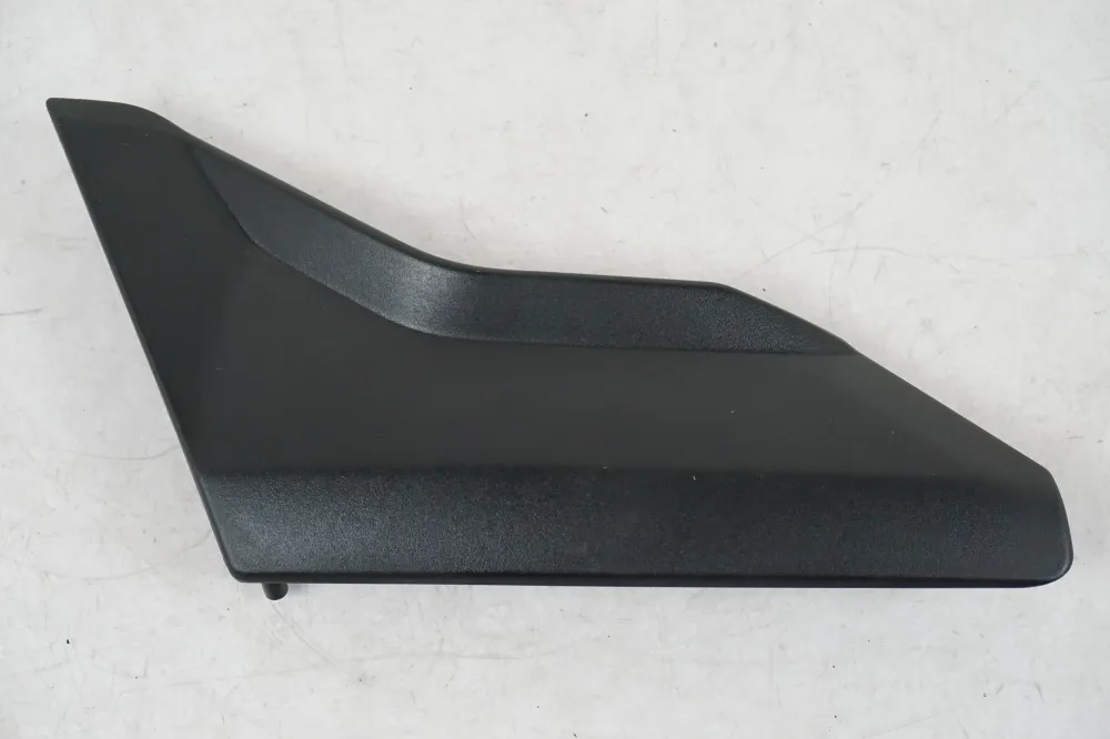 Boční panel BMW