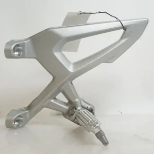 Držák stupačky BMW