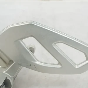 Držák stupačky BMW