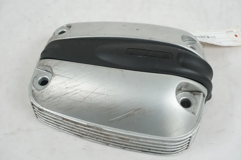 Kryt ventilů BMW