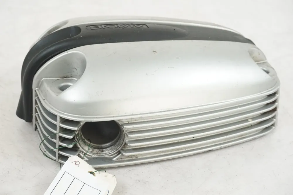 Kryt ventilů BMW