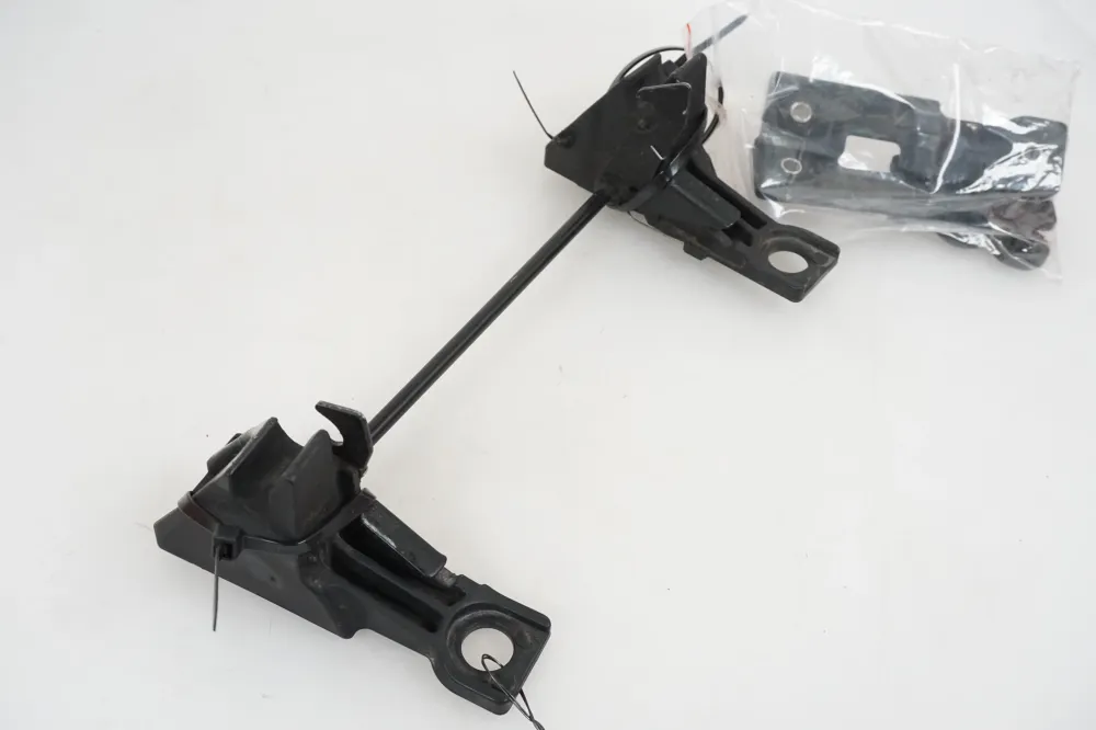 Mechanismus zámku sedla BMW