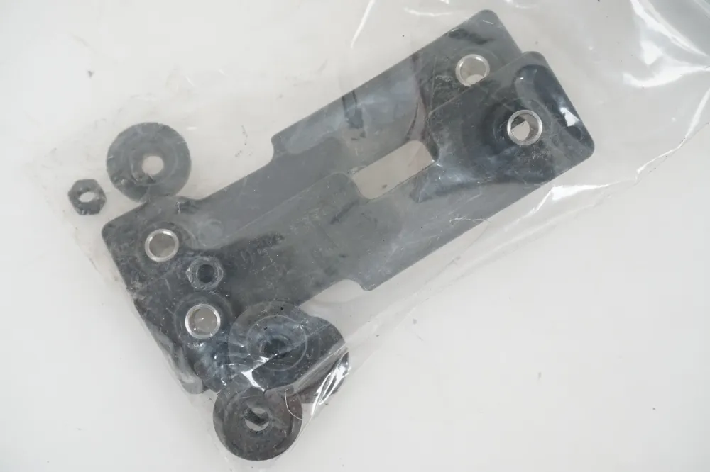 Mechanismus zámku sedla BMW