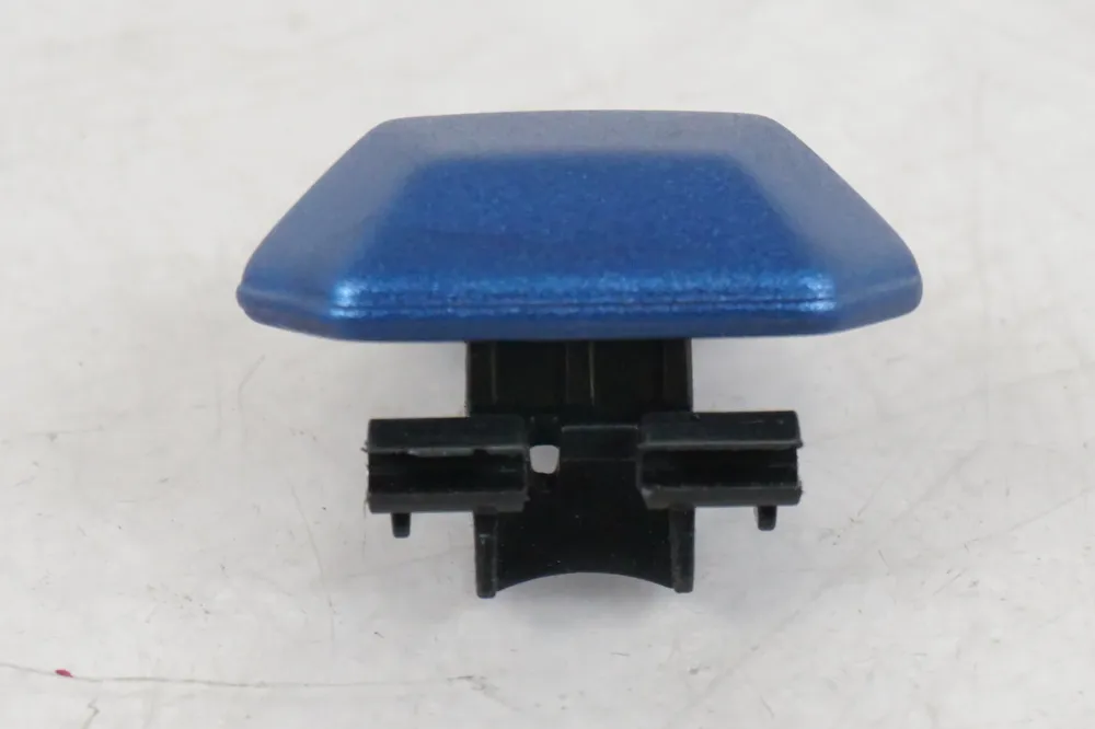 Mechanismus zámku sedla BMW