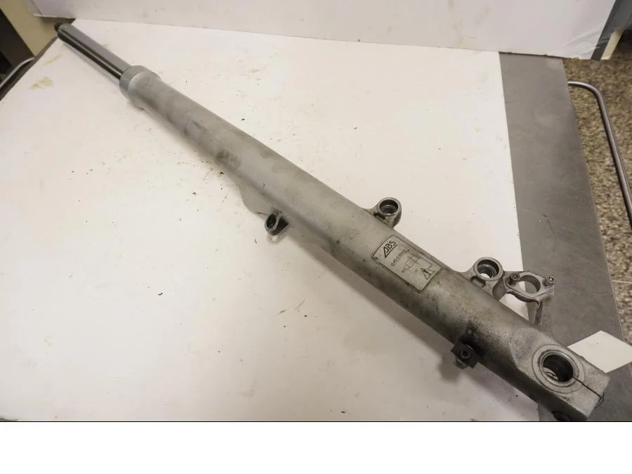 noha vidlice BMW