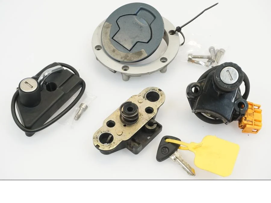 Sada zámků BMW