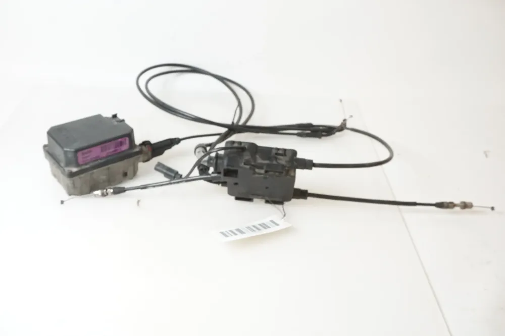 servo tempomatu BMW