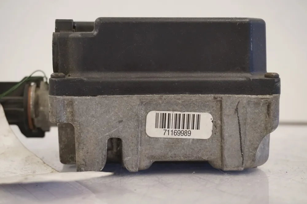 Servomotor tempomatu BMW