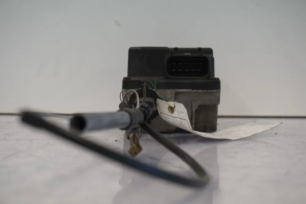 Servomotor tempomatu BMW