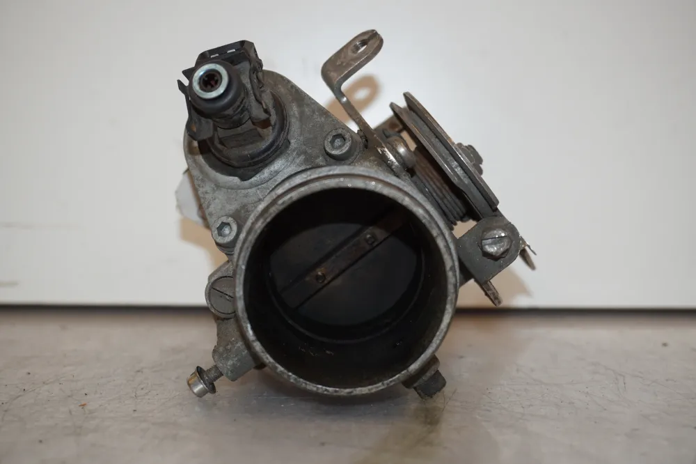 Těleso škrticí klapky BMW