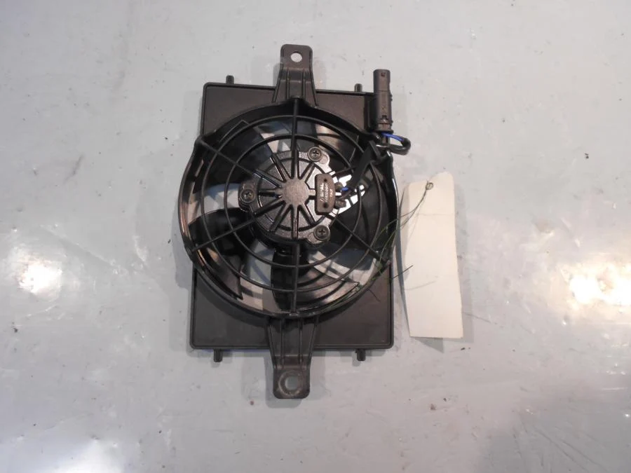 Ventilátor vodního chladiče BMW