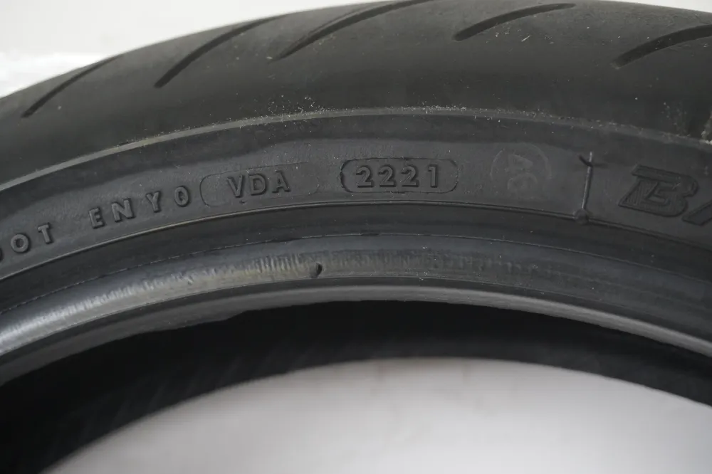 pneumatika Bridgestone