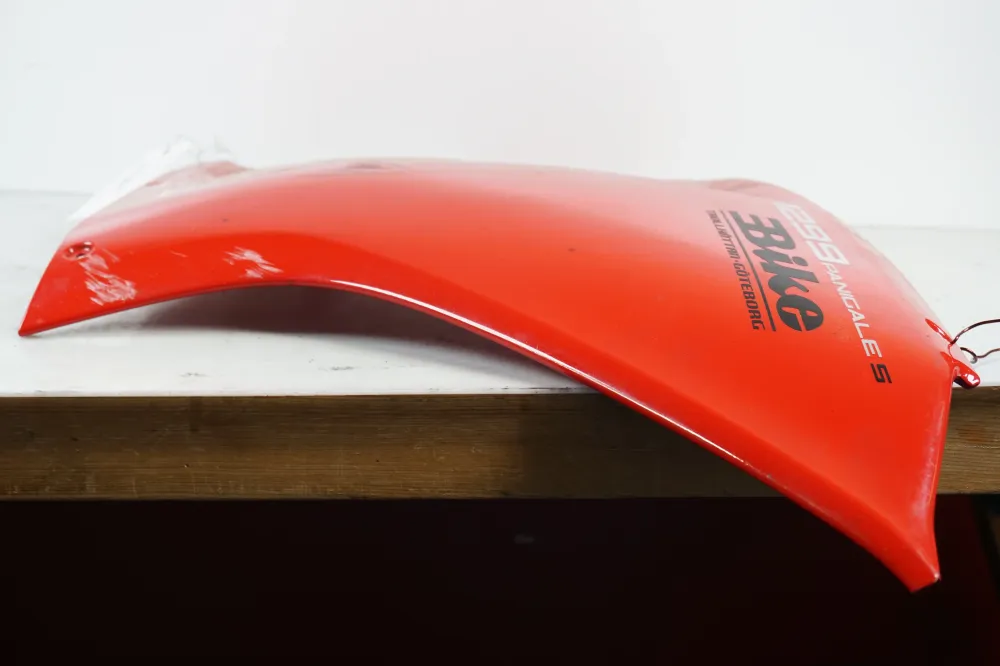 Boční kapota Ducati