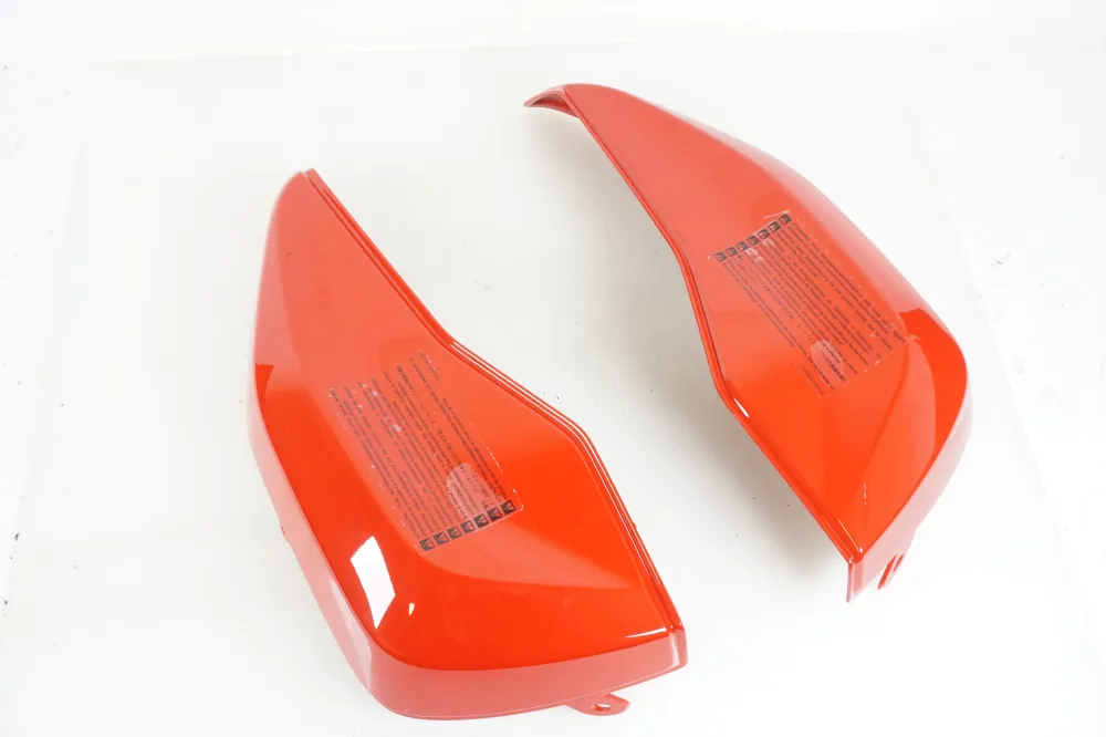 panely bočních brašen Ducati