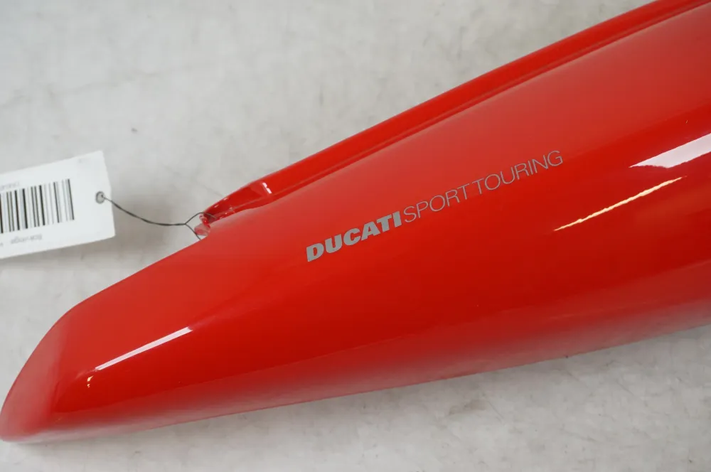 zadní křídlo Ducati