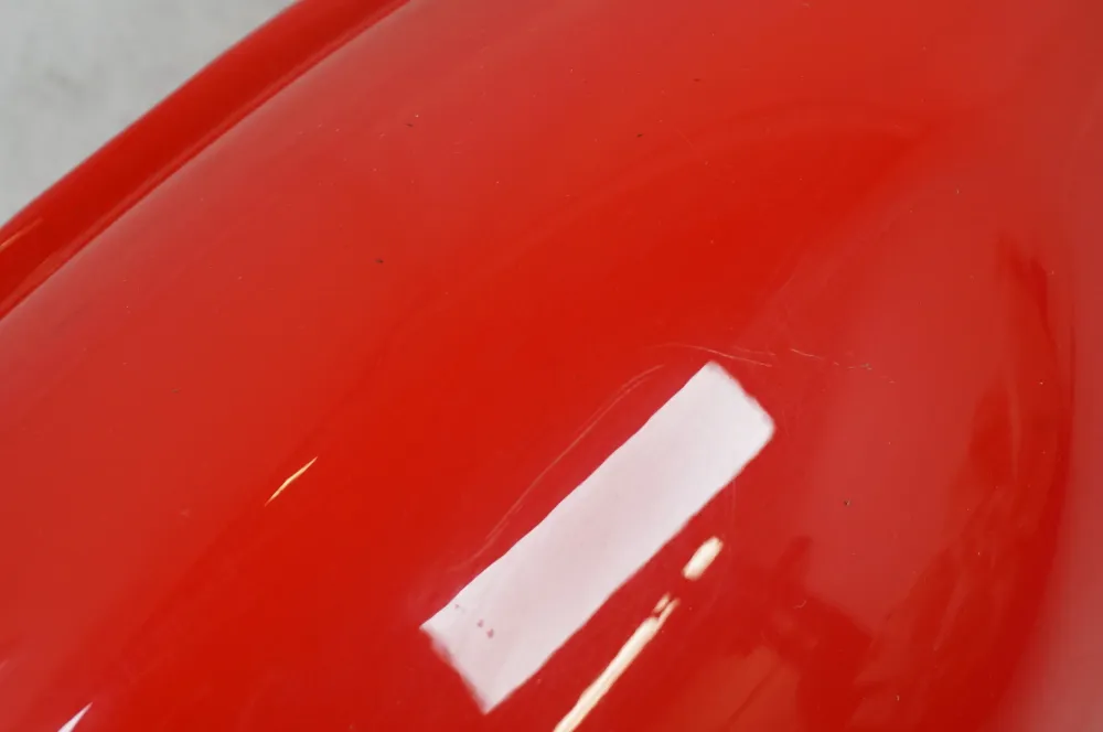 zadní křídlo Ducati