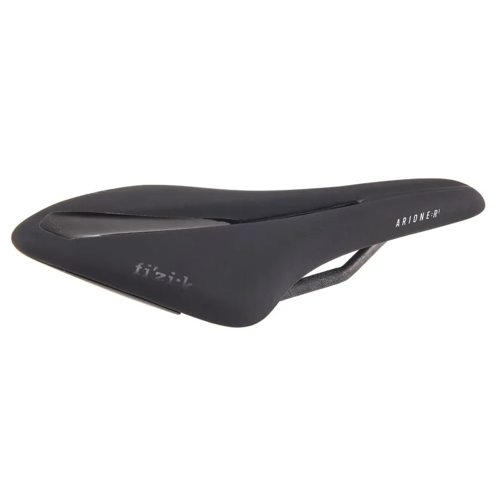 FIZIK ARIONE R1 OPEN REGULAR Sedlo Carbon Rails Black