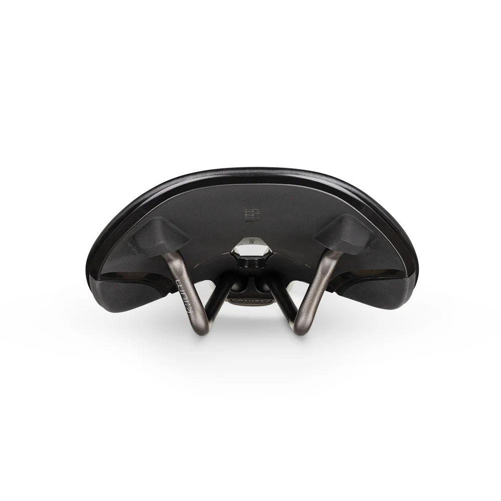 FIZIK VENTO ANTARES R3 140mm Sedlo Kium Rails Black
