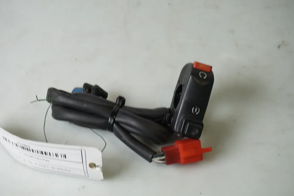 Ovladače řídítek Honda
