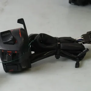 Ovládací prvky řidítek Honda
