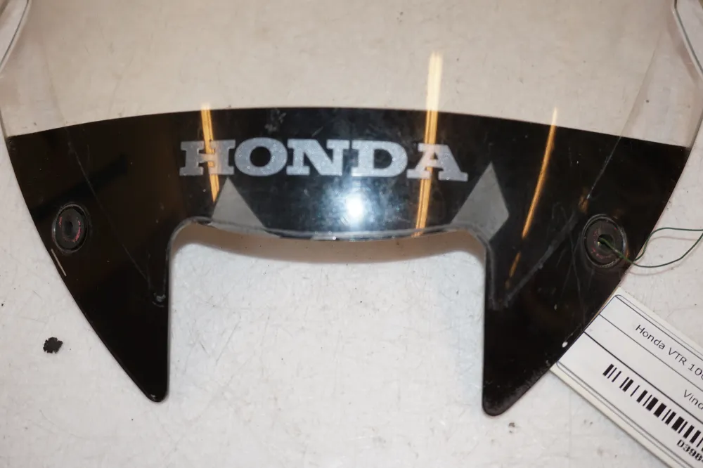 Větrné sklo Honda