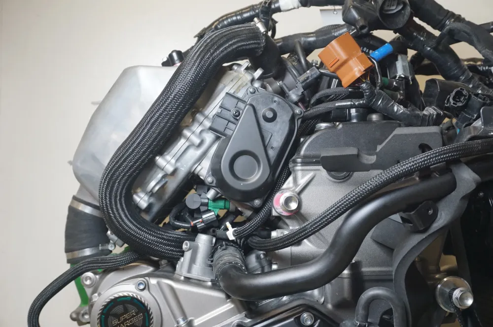 Komplet motoru Kawasaki