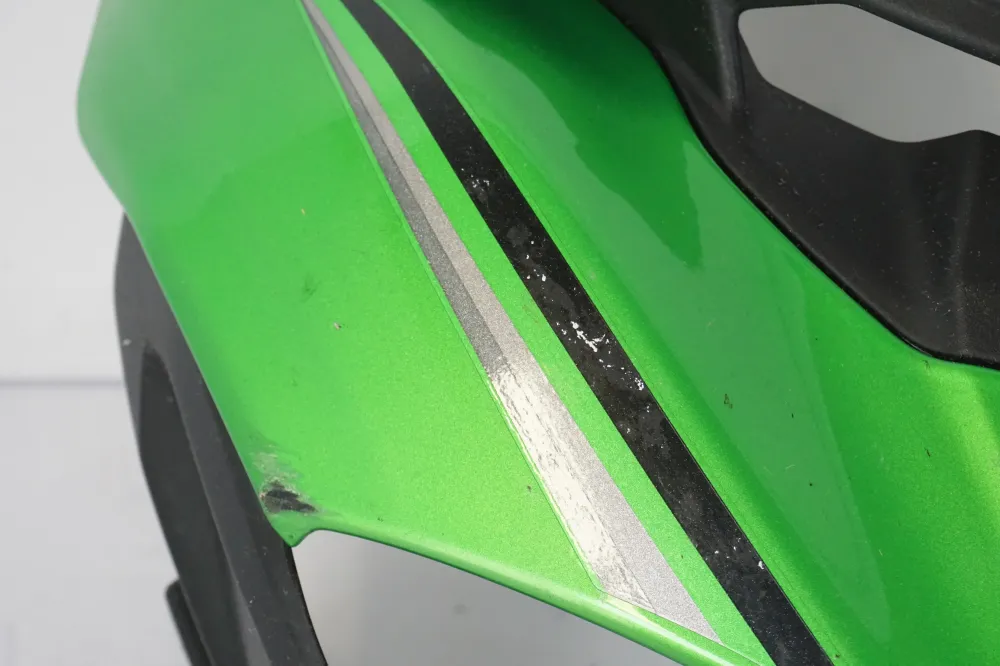Kryt světlometu Kawasaki
