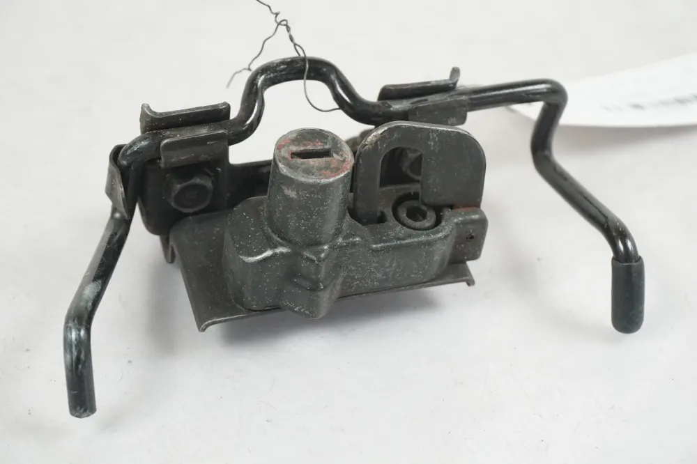 Mechanismus zámku sedla Kawasaki