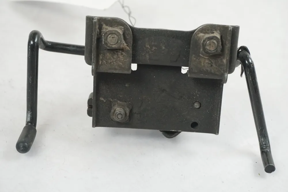 Mechanismus zámku sedla Kawasaki