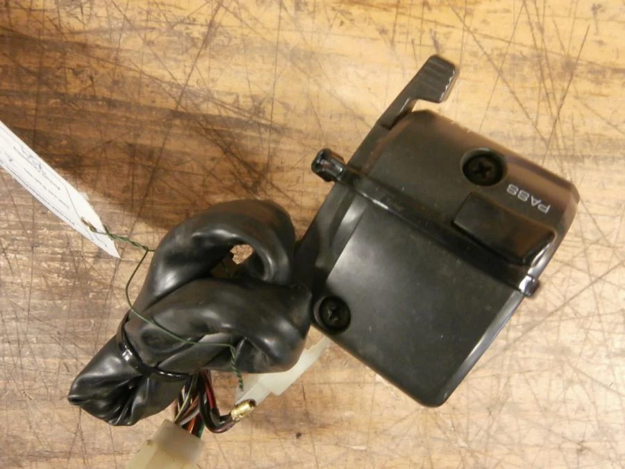 Ovládací prvky řídítek Kawasaki