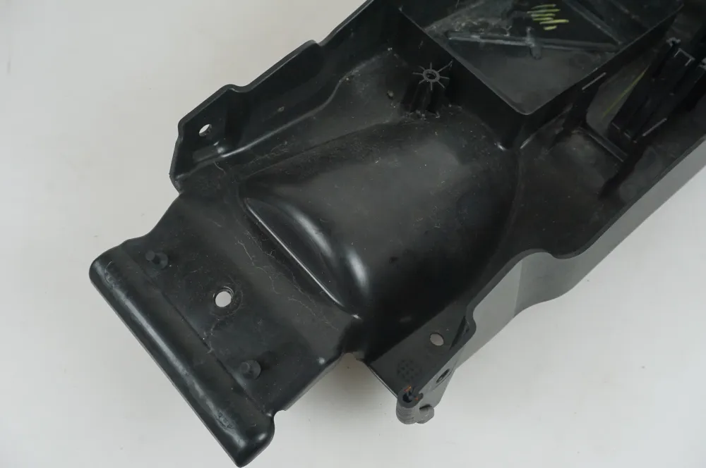 podsedlový kryt Kawasaki