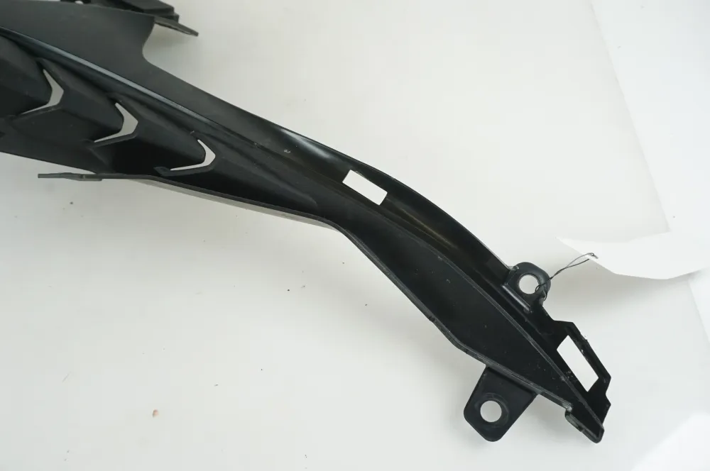 Vnitřní plast bočního krytu Kawasaki