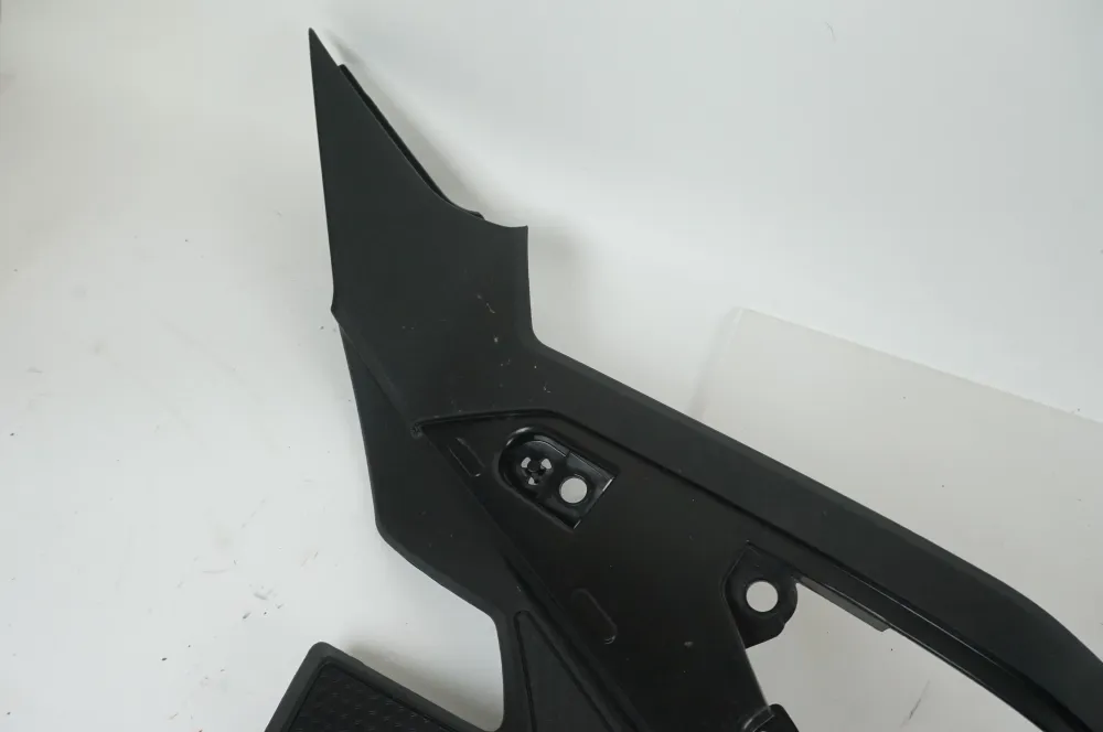 Vnitřní plast bočního krytu Kawasaki
