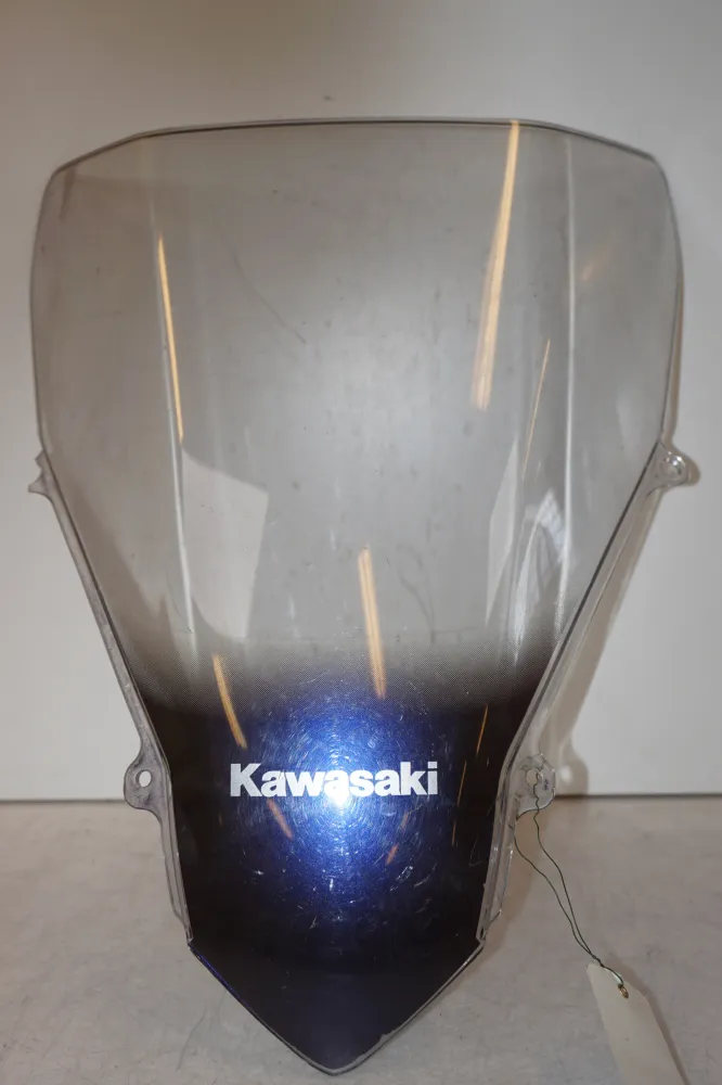 Větrné sklo Kawasaki