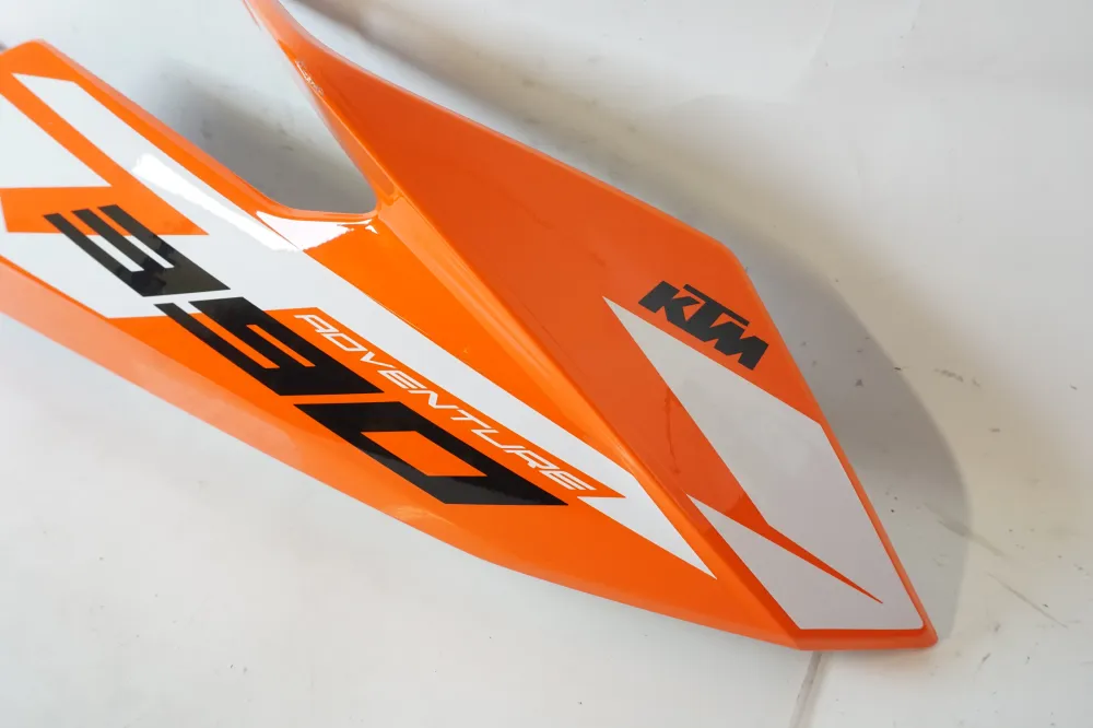 Žebro chladiče KTM
