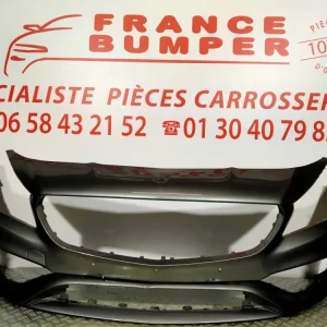 Přední nárazník Mercedes Třída CLA Fáze 2 Pack AMG z druhé ruky MERCEDES - BENZ