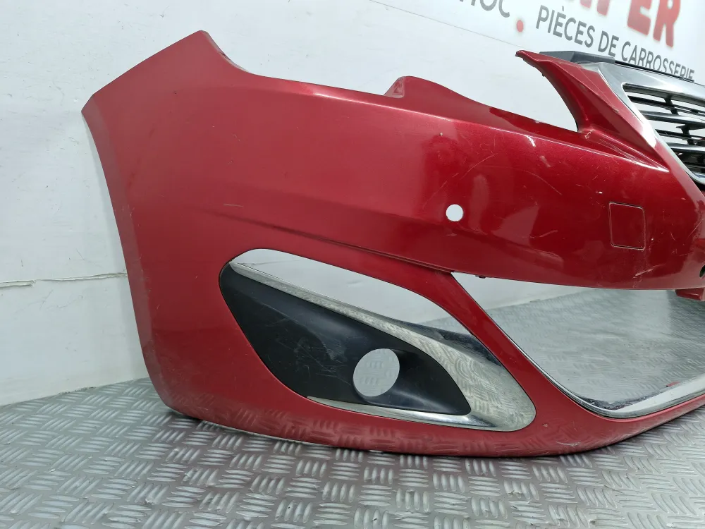 Přední nárazník Peugeot 308 II Fáze 1 (06/2013 ž 08/2017) použitý originál