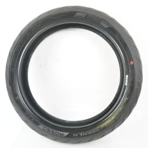 pneumatika Pirelli