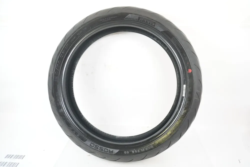 pneumatika Pirelli