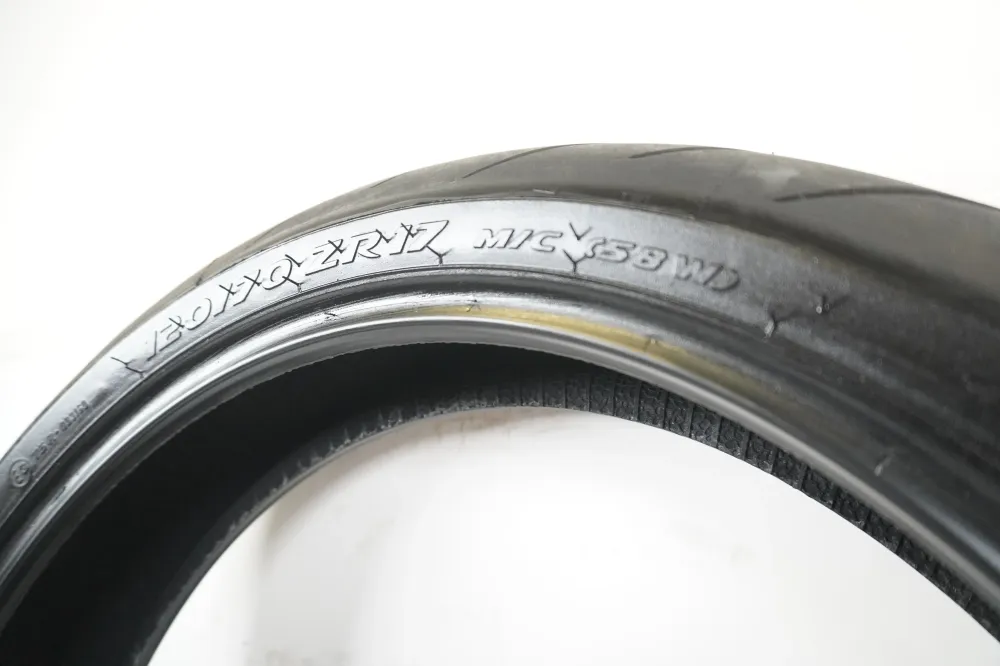 pneumatika Pirelli