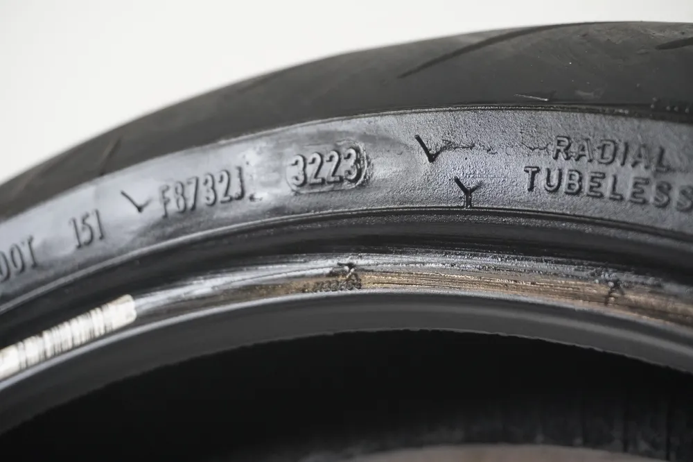 pneumatika Pirelli