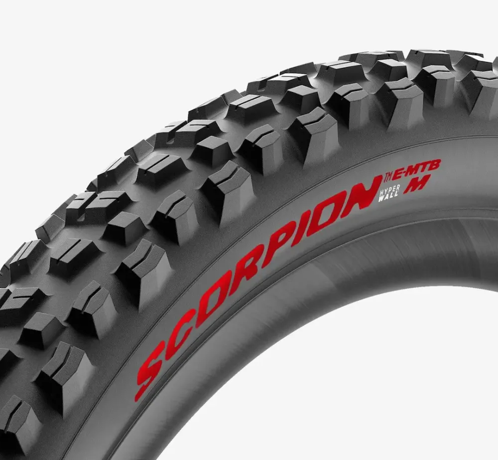 PIRELLI SCORPION E-MTB M 27.5x2.6 Tubeless Ready Soft Black/Red pneumatika 4356000