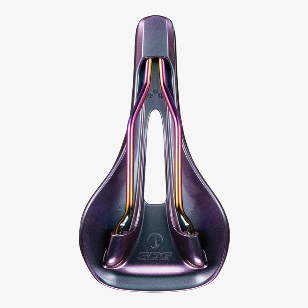 SDG Bell-AIR V3 OVERLAND Rails Lux-Alloy Black/Oil Slick Sedlo