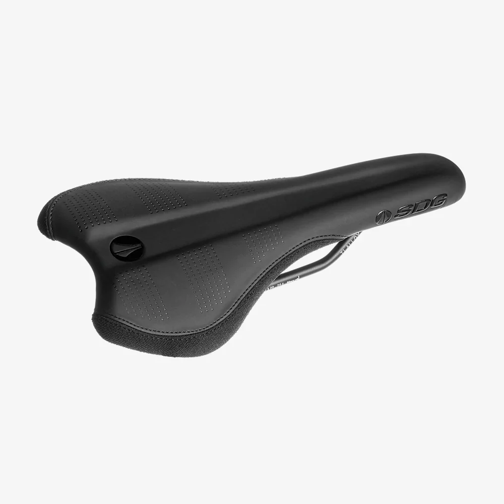 SDG RADAR MTN Rails Titanium-Aluminium Sedlo černé
