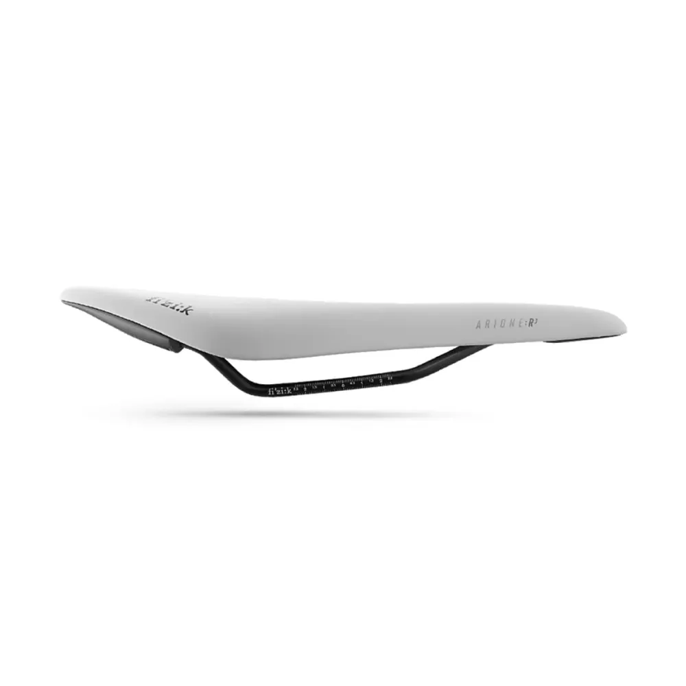 Sedlo FIZIK ARIONE R3 OPEN LARGE Rails Kium White Edition