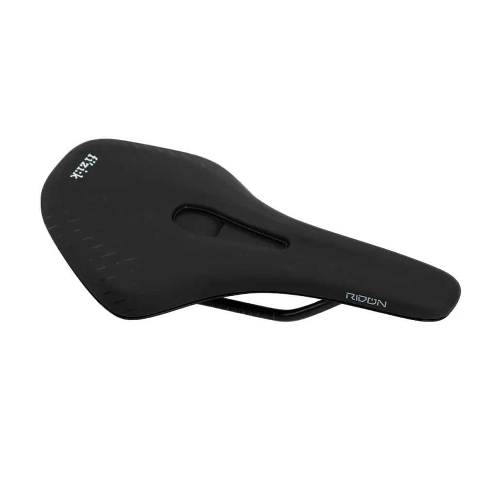 Sedlo FIZIK TERRA AIDON X5 145mm černé
