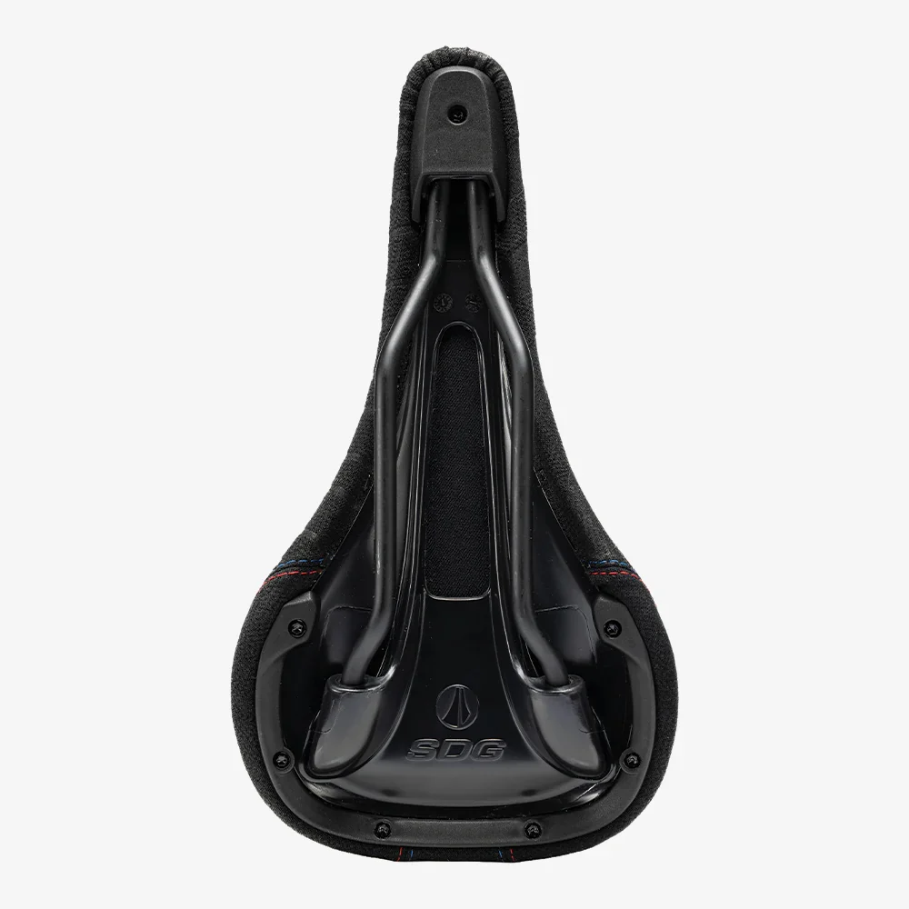 Sedlo SDG Bell V3 SENSUS Kevlarové kolejnice Lux-Alloy Black
