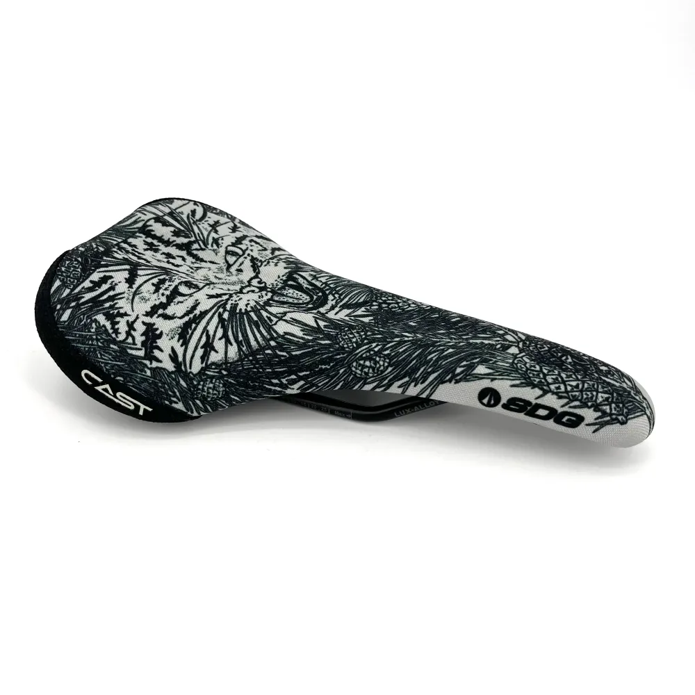 Sedlo SDG CAST SCOTTISH WILDCAT Kriss Kyle Signature Rails Lux Alloy